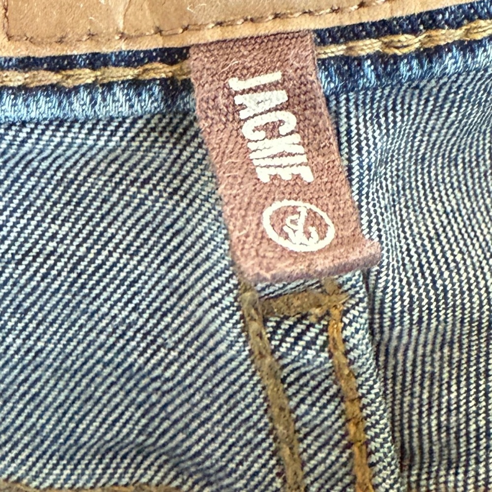 DRIFTWOOD Embroidered Jackie Jeans Classic Fit Sz 29/28 gentle distressed wash - Picture 6 of 7